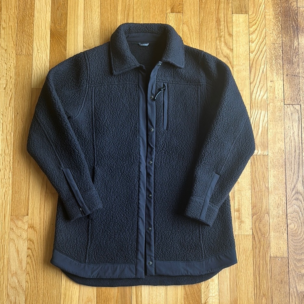 Oiselle PNW Shacket XL